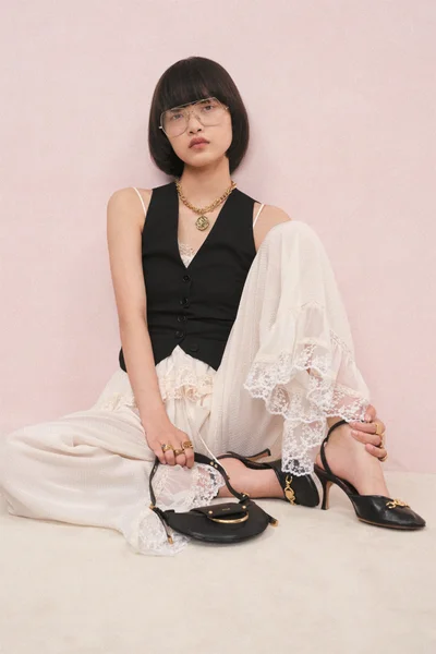Look 17